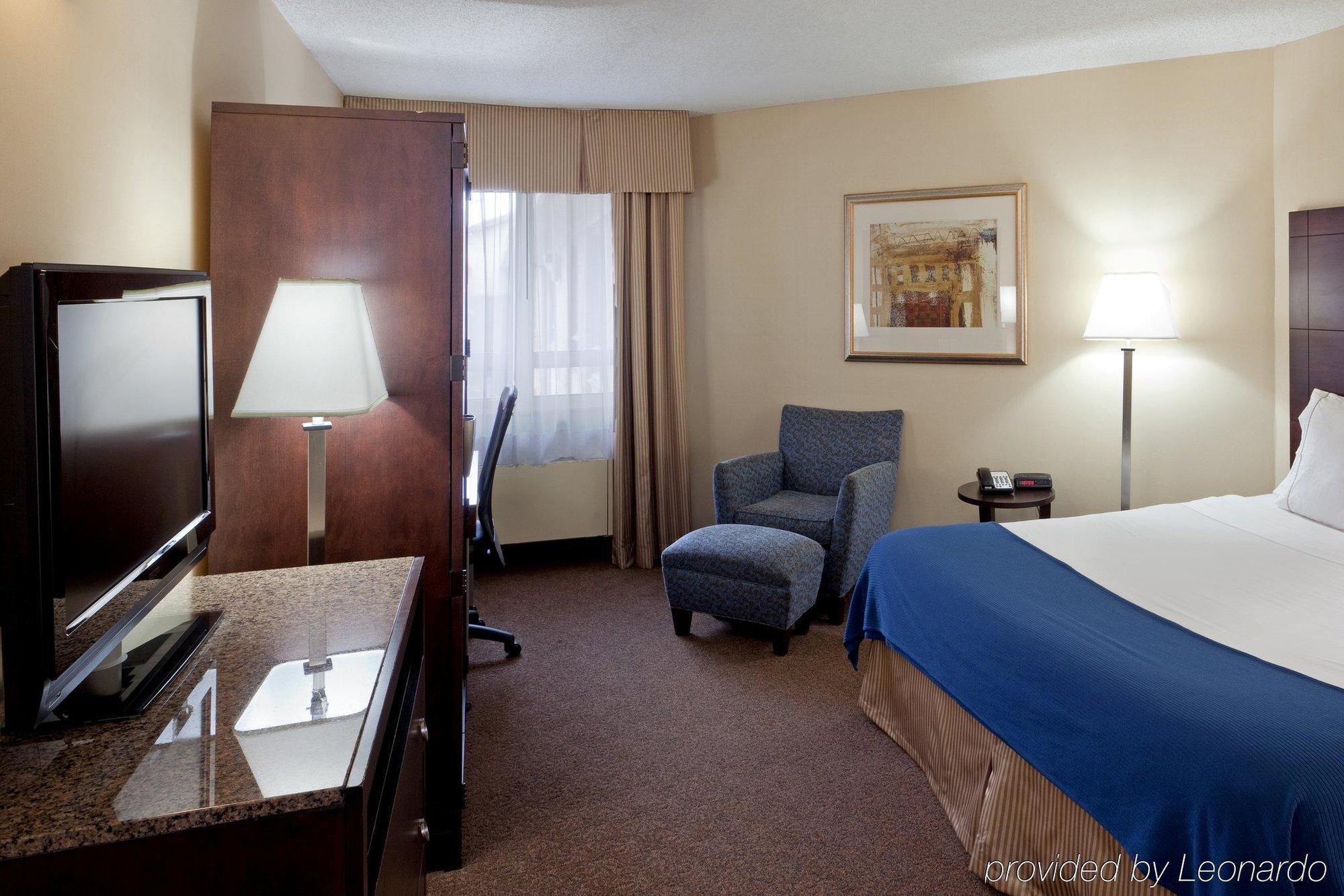 Quality Inn Saint-Jean-Sur-Richelieu Habitación foto